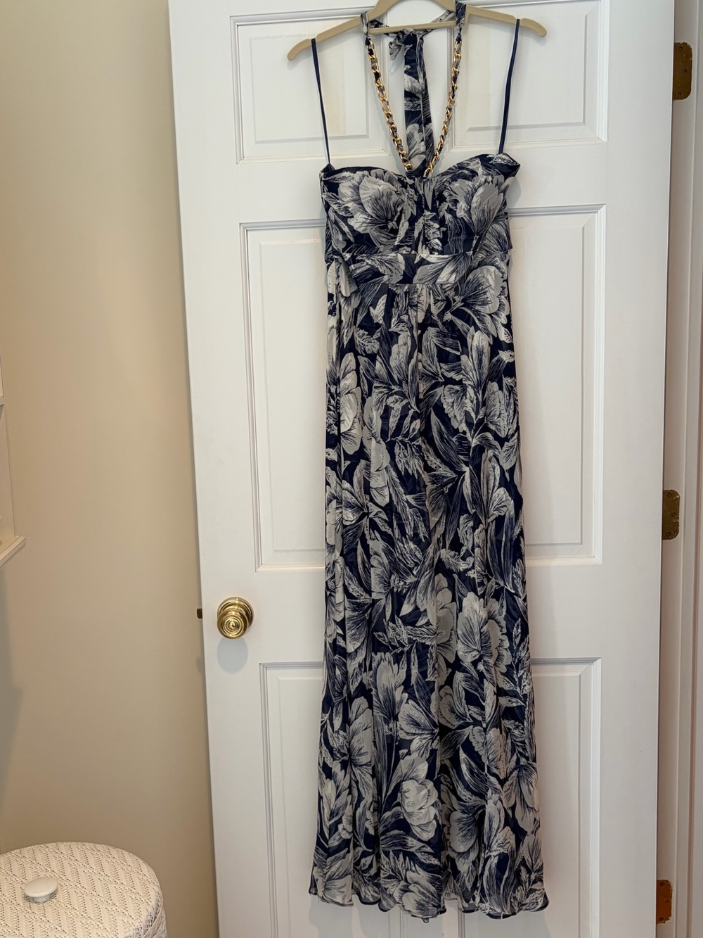 Donna Ricco New York Blue & White Silk Floral Maxi Dress with Gold Chain